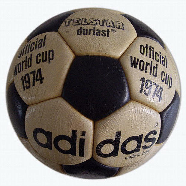 Adidas 1974 Telstar - Football